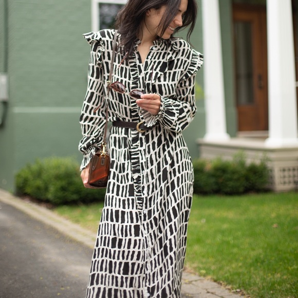 Black and white printed long sleeves midi dress - Picture 4 of 7